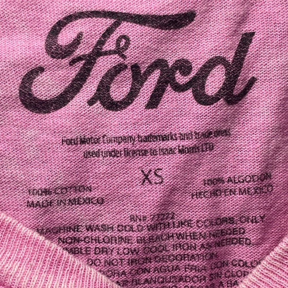 Ford Bronco pink short sleeve T-shirt sz x-small